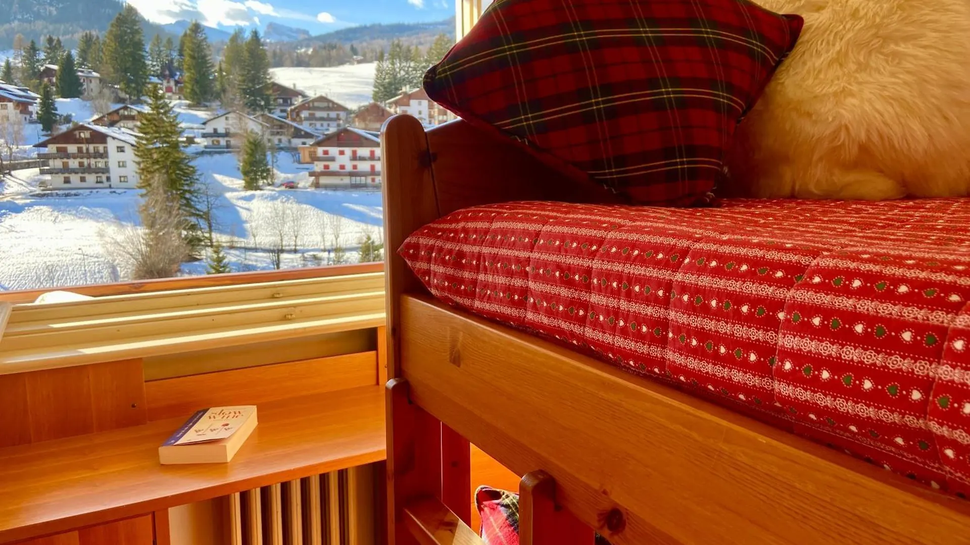 Apartment With Balcony Overlooking Tofane-Free Parking Cortina d'Ampezzo 0*,  Italy